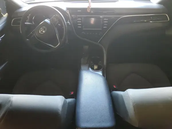 JTNB11HK0J3011559 2018 TOYOTA CAMRY - Image 8