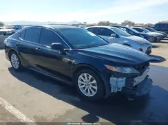 JTNB11HK0J3015742 2018 TOYOTA CAMRY