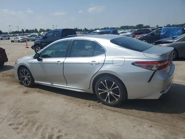 JTNB11HK0J3016244 2018 TOYOTA CAMRY - Image 2