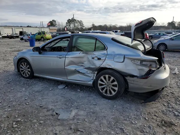 JTNB11HK0J3016535 2018 TOYOTA CAMRY - Image 2