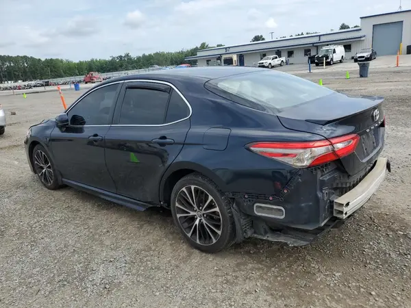 JTNB11HK0J3017278 2018 TOYOTA CAMRY - Image 2