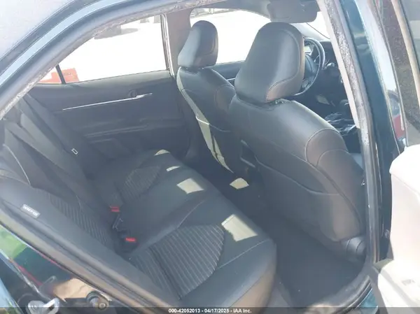JTNB11HK0J3021282 2018 TOYOTA CAMRY - Image 8