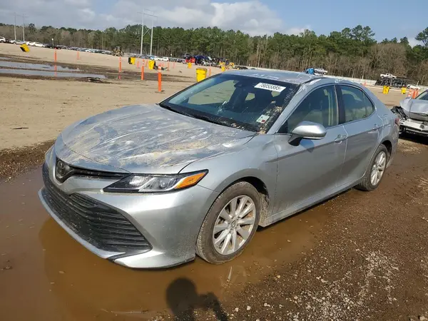 JTNB11HK0J3022352 2018 TOYOTA CAMRY - Image 1