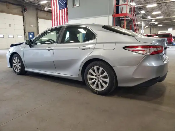 JTNB11HK0J3023257 2018 TOYOTA CAMRY - Image 2