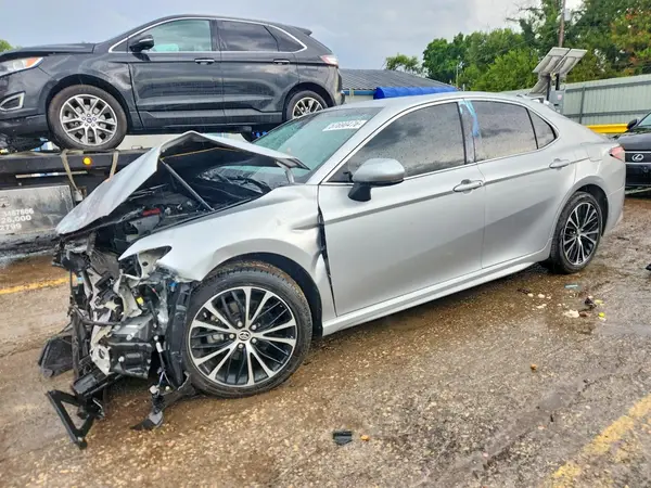 JTNB11HK0J3023663 2018 TOYOTA CAMRY - Image 1