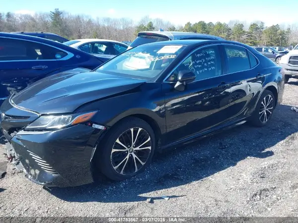 JTNB11HK0J3023839 2018 TOYOTA CAMRY - Image 2