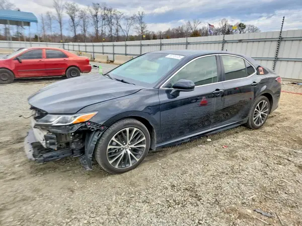 JTNB11HK0J3024411 2018 TOYOTA CAMRY - Image 1