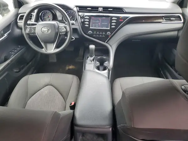 JTNB11HK0J3025610 2018 TOYOTA CAMRY - Image 8