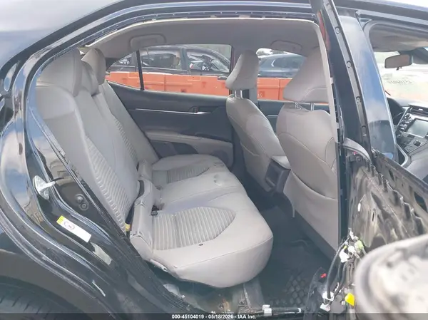 JTNB11HK0J3025784 2018 TOYOTA CAMRY - Image 8