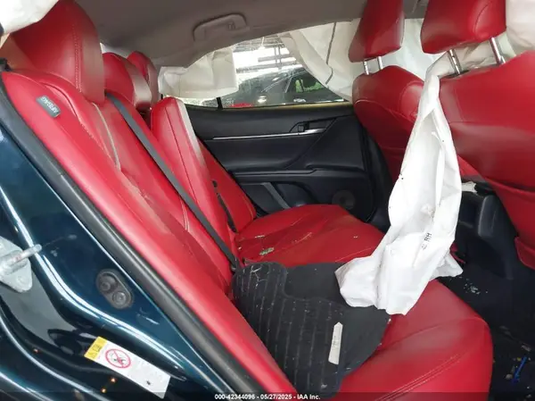 JTNB11HK0J3027907 2018 TOYOTA CAMRY - Image 8