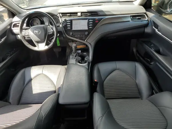 JTNB11HK0J3029012 2018 TOYOTA CAMRY - Image 8
