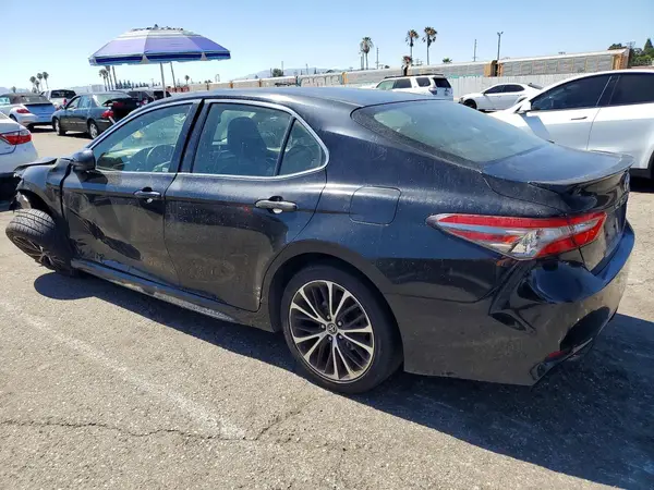 JTNB11HK0J3029477 2018 TOYOTA CAMRY - Image 2