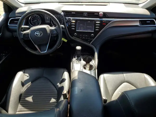 JTNB11HK0J3029477 2018 TOYOTA CAMRY - Image 8