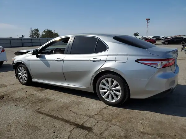 JTNB11HK0J3029494 2018 TOYOTA CAMRY - Image 2