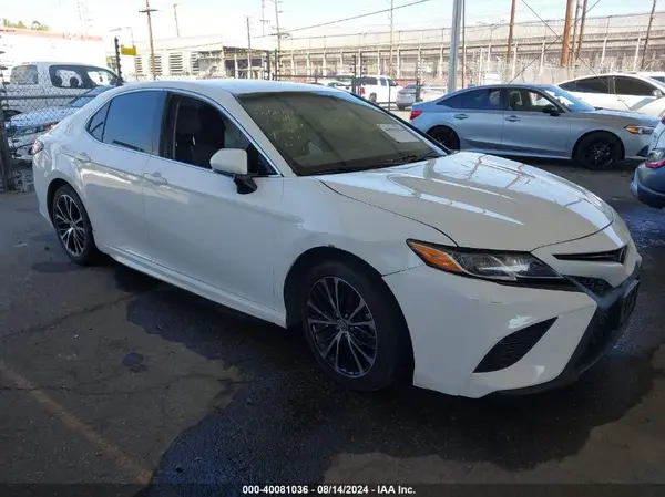 JTNB11HK0J3035442 2018 TOYOTA CAMRY - Image 1