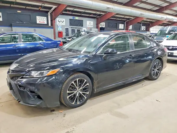 JTNB11HK0J3037109 2018 TOYOTA CAMRY - Image 1