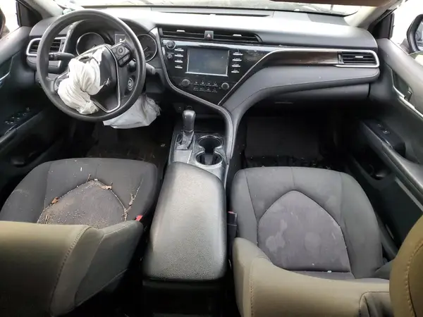 JTNB11HK0J3038339 2018 TOYOTA CAMRY - Image 8