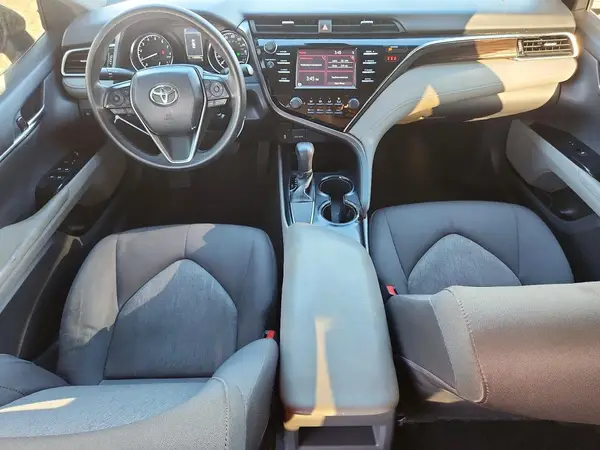 JTNB11HK0J3038955 2018 TOYOTA CAMRY - Image 8