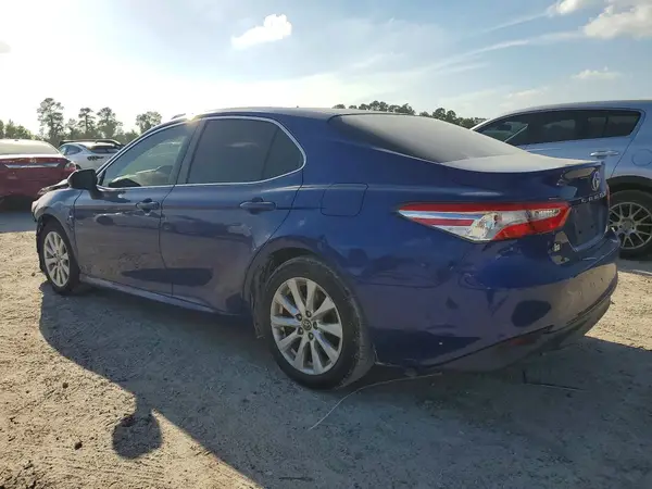 JTNB11HK0J3044710 2018 TOYOTA CAMRY - Image 2