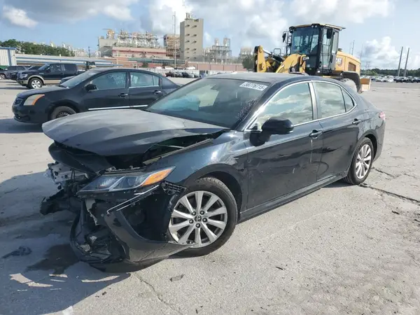 JTNB11HK0J3044836 2018 TOYOTA CAMRY - Image 1