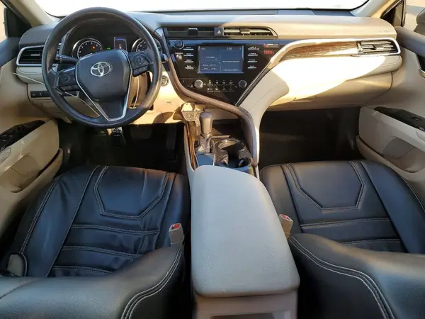 JTNB11HK0J3045212 2018 TOYOTA CAMRY - Image 8