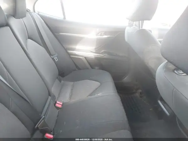 JTNB11HK0J3045534 2018 TOYOTA CAMRY - Image 8