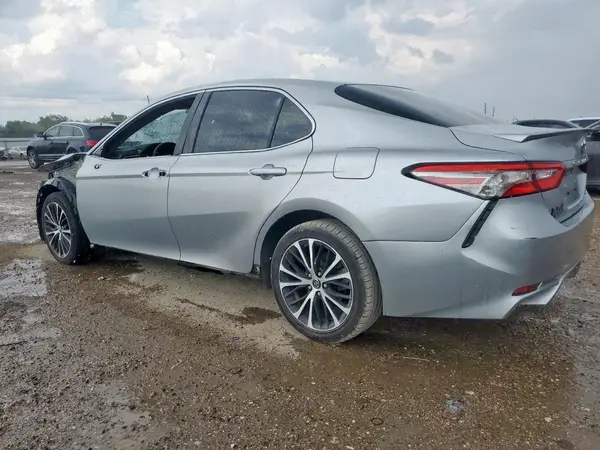 JTNB11HK0J3046294 2018 TOYOTA CAMRY - Image 2
