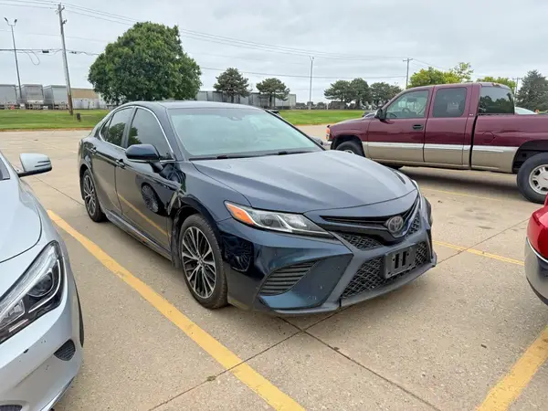 JTNB11HK0J3046599 2018 TOYOTA CAMRY - Image 1