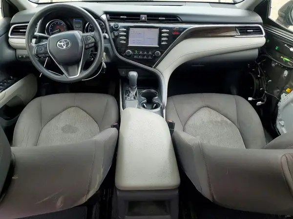 JTNB11HK0J3047848 2018 TOYOTA CAMRY - Image 8