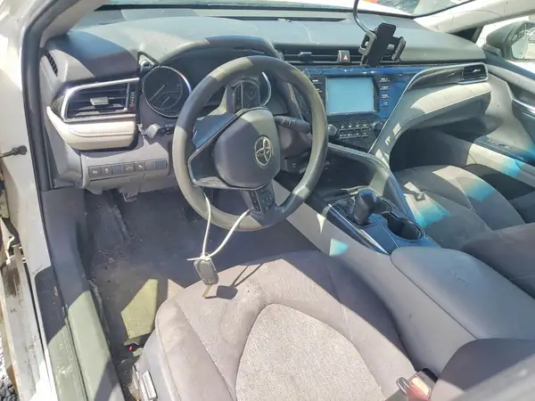 JTNB11HK0J3048210 2018 TOYOTA CAMRY - Image 8