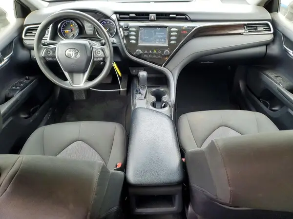JTNB11HK0J3052550 2018 TOYOTA CAMRY - Image 8