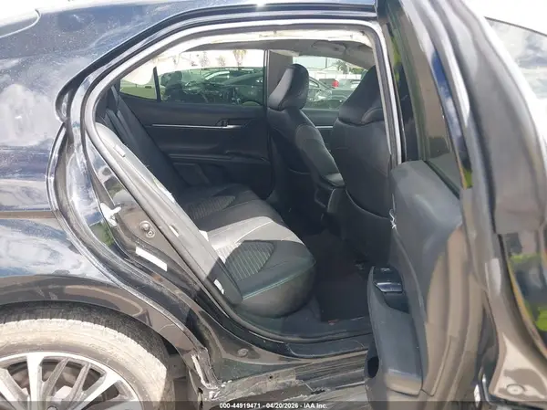 JTNB11HK0J3067131 2018 TOYOTA CAMRY - Image 8