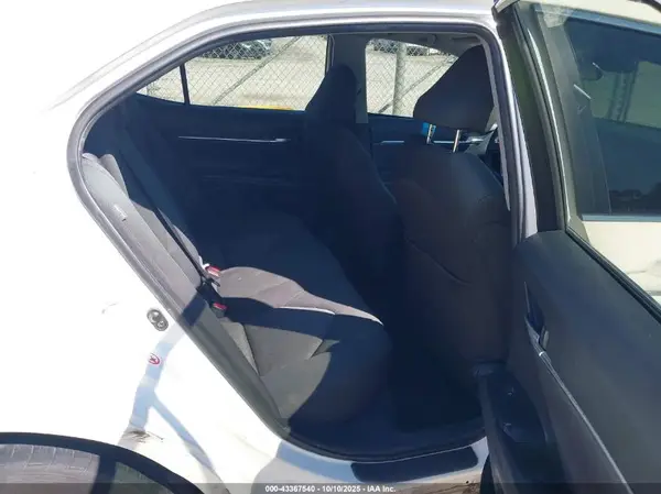 JTNB11HK0J3070692 2018 TOYOTA CAMRY - Image 8