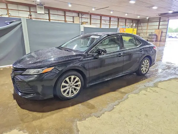 JTNB11HK1J3001302 2018 TOYOTA CAMRY - Image 1
