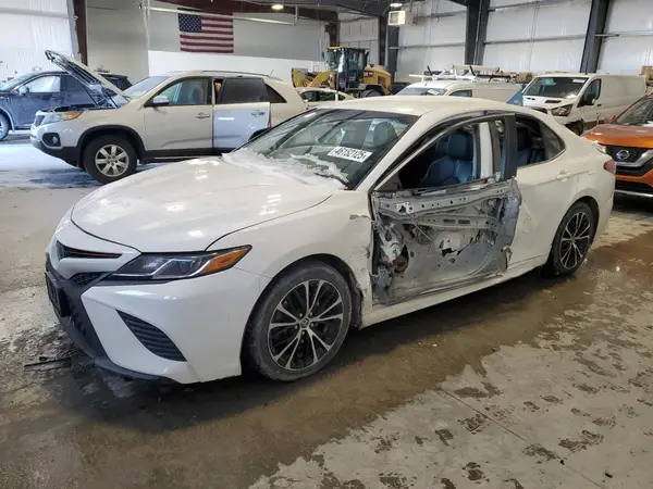 JTNB11HK1J3003227 2018 TOYOTA CAMRY - Image 1