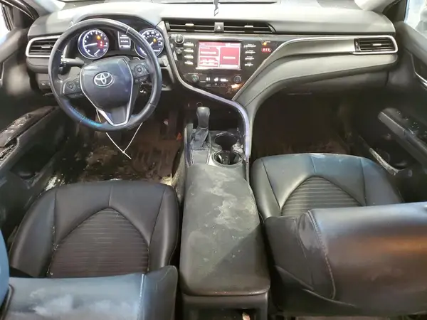 JTNB11HK1J3003227 2018 TOYOTA CAMRY - Image 8