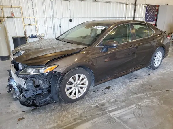 JTNB11HK1J3003888 2018 TOYOTA CAMRY - Image 1