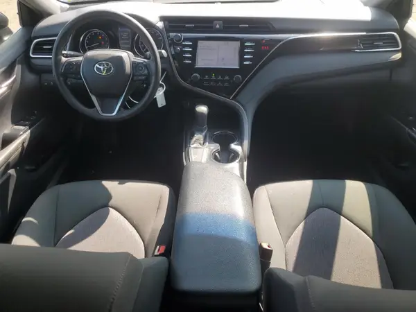 JTNB11HK1J3004085 2018 TOYOTA CAMRY - Image 8