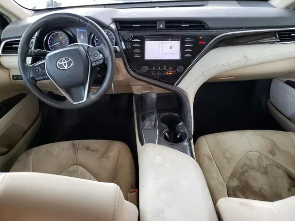 JTNB11HK1J3005592 2018 TOYOTA CAMRY - Image 8