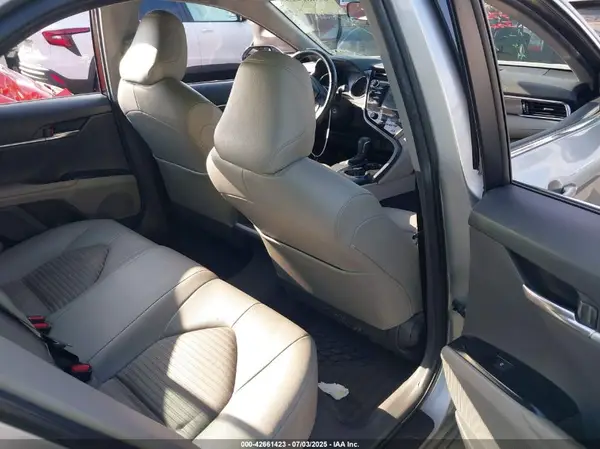 JTNB11HK1J3007035 2018 TOYOTA CAMRY - Image 8