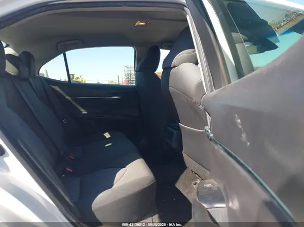 JTNB11HK1J3008749 2018 TOYOTA CAMRY - Image 8