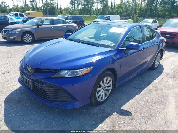 JTNB11HK1J3011800 2018 TOYOTA CAMRY - Image 2