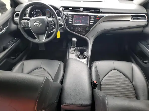 JTNB11HK1J3012011 2018 TOYOTA CAMRY - Image 8