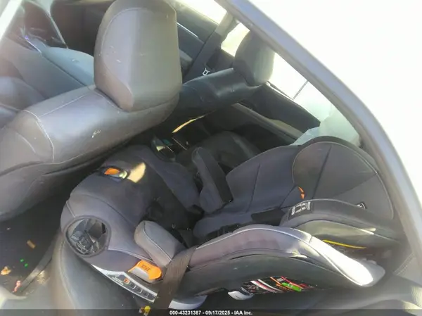 JTNB11HK1J3013465 2018 TOYOTA CAMRY - Image 8