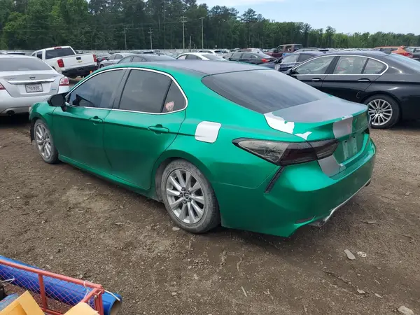 JTNB11HK1J3013742 2018 TOYOTA CAMRY - Image 2