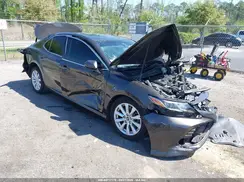 JTNB11HK1J3015085 2018 TOYOTA CAMRY