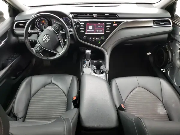 JTNB11HK1J3019475 2018 TOYOTA CAMRY - Image 8