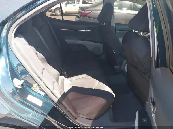 JTNB11HK1J3020674 2018 TOYOTA CAMRY - Image 8