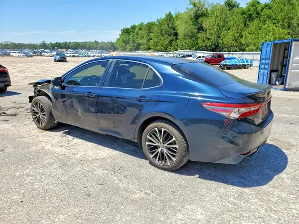 JTNB11HK1J3020805 2018 TOYOTA CAMRY - Image 2