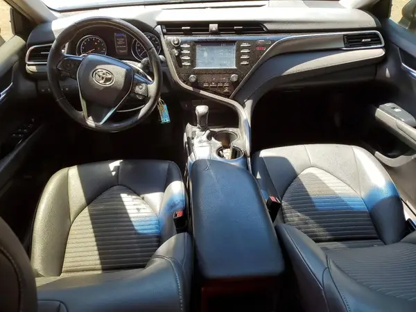 JTNB11HK1J3020805 2018 TOYOTA CAMRY - Image 8